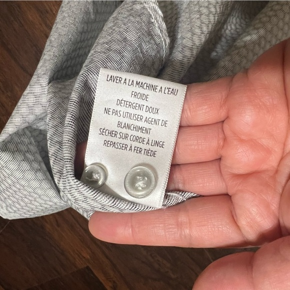 ROBERT GRAHAM LONG SLEEVE BUTTON DOWN SHIRT XL flip cuff detail GUC *stain - Picture 8 of 15